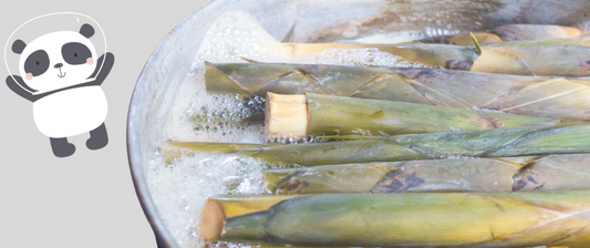 Bamboo shoots boiling in water, overlaid with a cute cartoon panda.